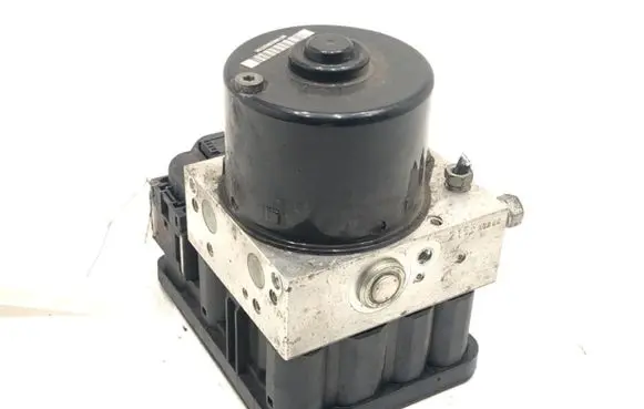 Mitsubishi Outlander ABS Pump 4670A457