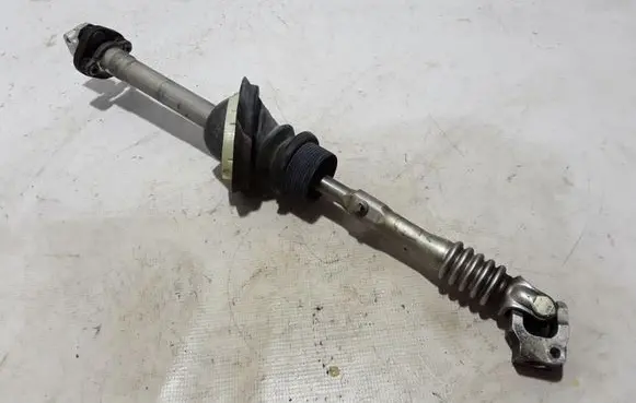 BMW 5 F10 F11 Prop shaft universal joint 6776109