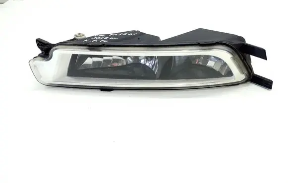Volkswagen PASSAT B8 Front fog light 3G0941661E