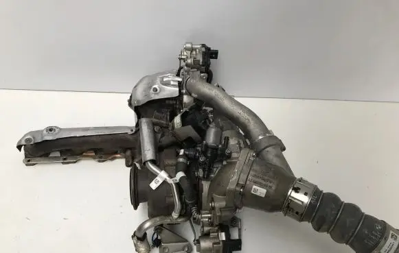 BMW 3 G20 G21 Turbo 8596255 8596253