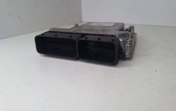 BMW 3 E90 E91 Engine control unit/module 0281015075 7810000 030115976