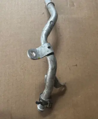 Audi SQ7 Coolant pipe/hose 