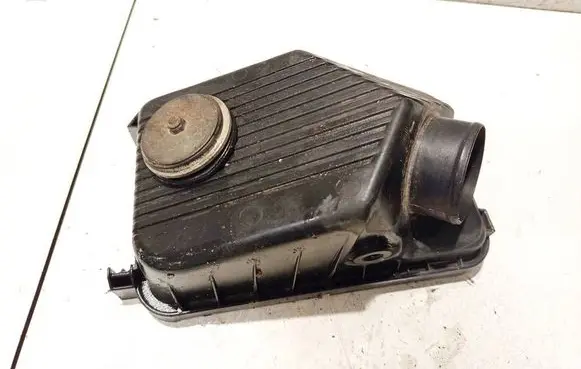 Air filter box