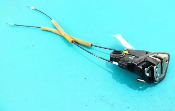 Toyota Highlander XU40 Rear door lock IMPRK946121