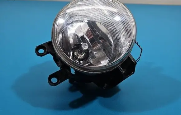 Toyota RAV 4 (XA50) Front fog light 1331403 IMPRK1531467