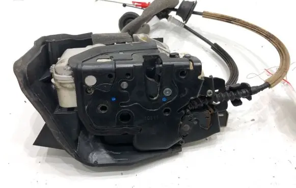 Audi A8 S8 D4 4H Front door lock 