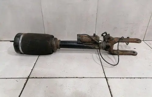Mercedes-Benz ML W164 Front shock absorber damper bump stop A1643202213