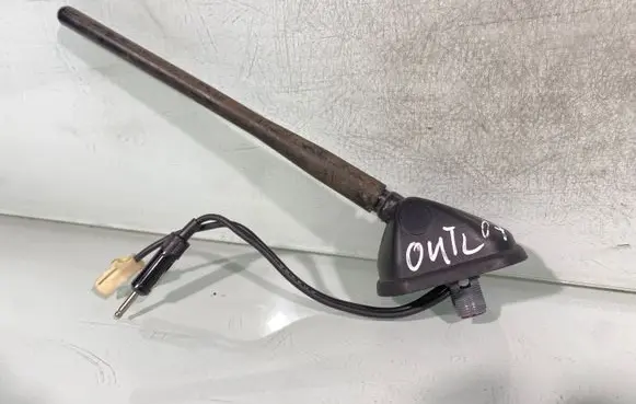 Mitsubishi Outlander Radio antenna 
