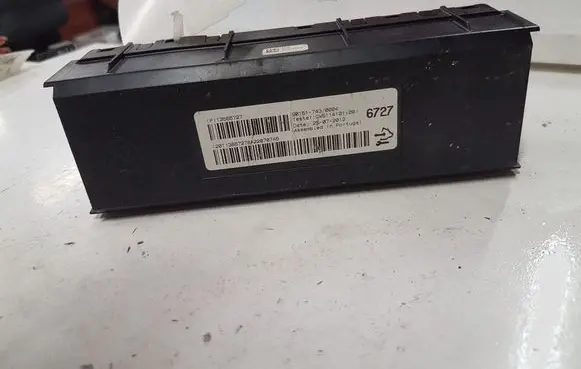 Opel Astra J Air conditioning/heating control unit 13586727 90151743