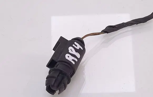 Volkswagen PASSAT B6 Outside/exterior temperature sensor 8Z0820535