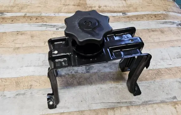 Audi A5 8T 8F Spare wheel mounting bracket 8K0802715A