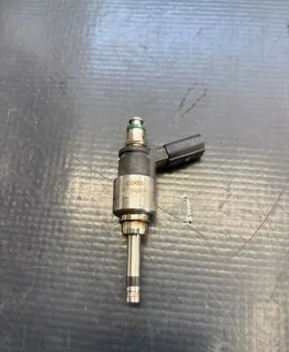 KIA Ceed Fuel injector 9041090013 23400246 4006826ZX