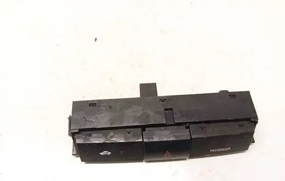Toyota Corolla Verso AR10 Hazard light switch 153965
