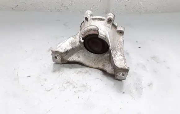 Honda CR-V Engine mount bracket PV090 ZHF1 080224