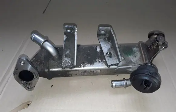 Nissan Qashqai EGR valve cooler 8200719993C H8200620695 L0281007