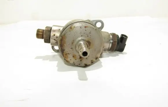 Audi Q5 SQ5 Fuel injection high pressure pump