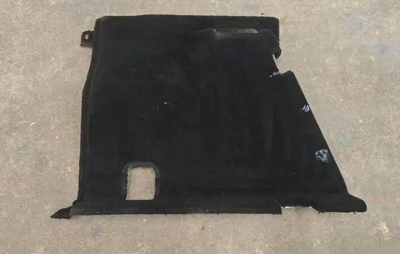 Mercedes-Benz E W212 Trunk/boot side trim panel A2126900553 29062010 160400900