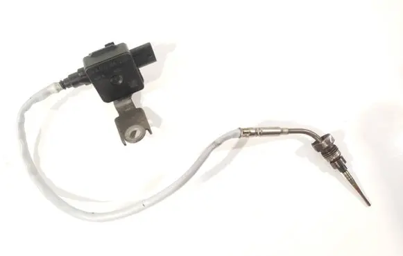 Mercedes-Benz Sprinter W906 Exhaust gas temperature sensor A0009051206