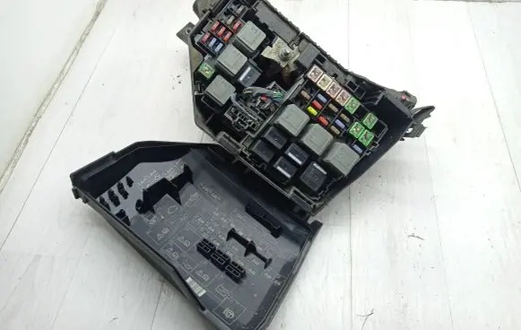 Ford Mondeo MK IV Fuse box set 6G9T14A067AB