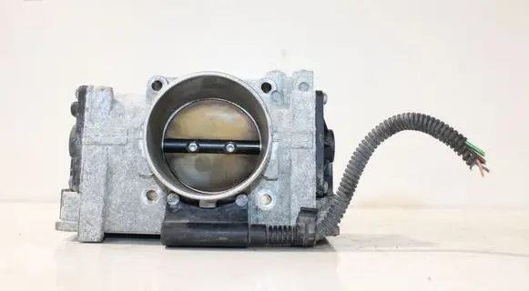 Volvo S60 Throttle valve 8644347