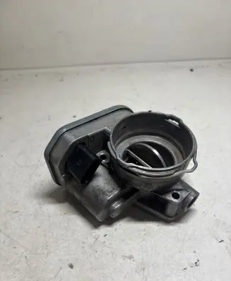Skoda Octavia Mk2 (1Z) Throttle valve 038128063M