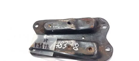 Subaru Forester SF Engine mounting bracket