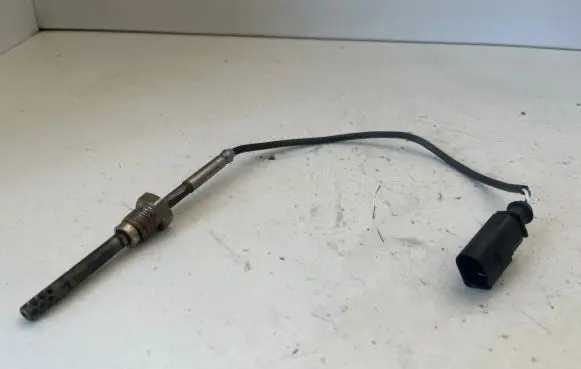 Audi A4 S4 B8 8K Exhaust gas temperature sensor 03L906088D 946803162