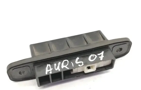 Toyota Auris 150 Tailgate/boot open switch button 