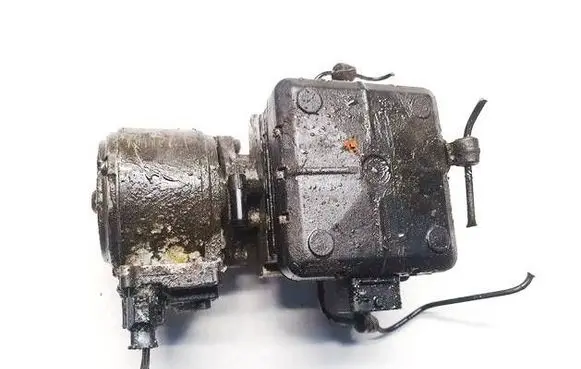 Citroen C5 Air suspension compressor/pump 3L123105