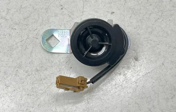 Nissan Pulsar Front door high frequency speaker 281F13GF0A 537472 40MAX40W