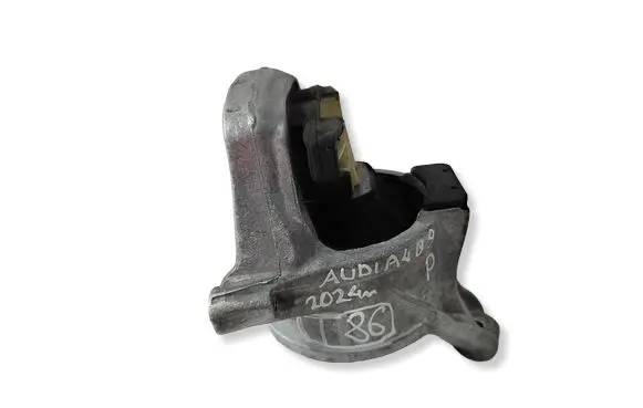 Audi A4 S4 B9 8W Engine mount bracket 8W0199372CP