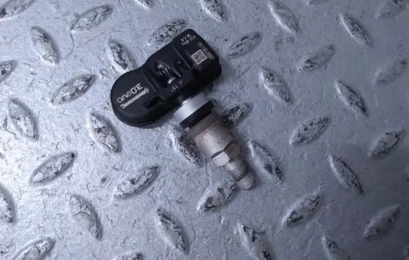 BMW 7 F01 F02 F03 F04 Tire pressure sensor 36106874830 1911300697 36106890964