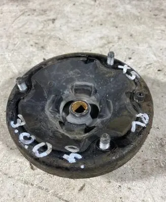 BMW X5 E53 Coil spring mount 