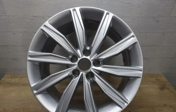 R19 alloy rim