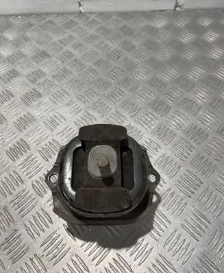 BMW X5 F15 Engine mount bracket 160042