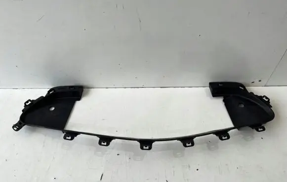 Mercedes-Benz E W238 Intercooler air channel guide 2388853801
