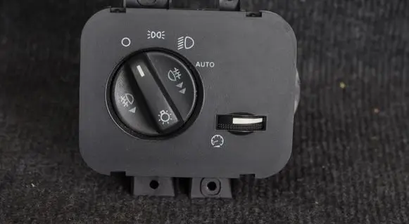 Land Rover Range Rover Sport L320 Light switch YUD501480PVJ