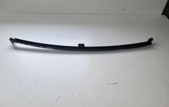 Toyota Avensis T270 Rear door windshield rail 
