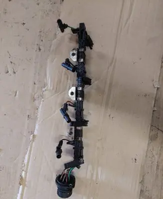 Volkswagen PASSAT B6 Fuel injector wires 03g971826