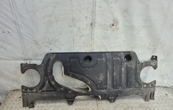 Audi TT Mk1 Center/middle under tray cover 8N0825213C
