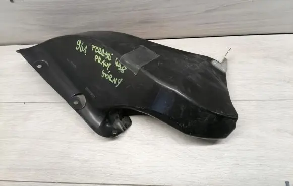 Ferrari 458 Intercooler air guide/duct channel 82745100
