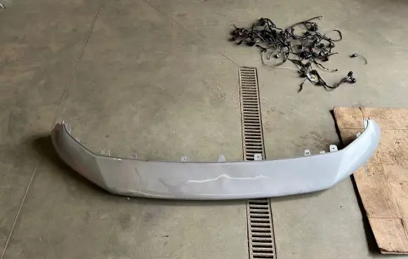 Audi Q5 SQ5 Front bumper lip 80A807061G 80A807061