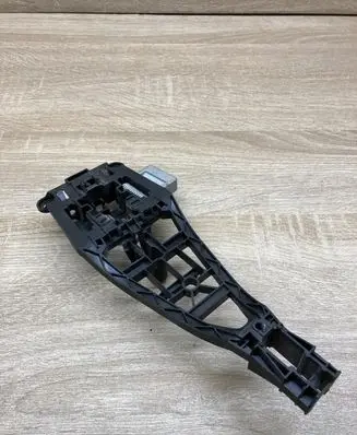 Opel Zafira B Rear door exterior handle/bracket 24463750 RIGHTSIDE