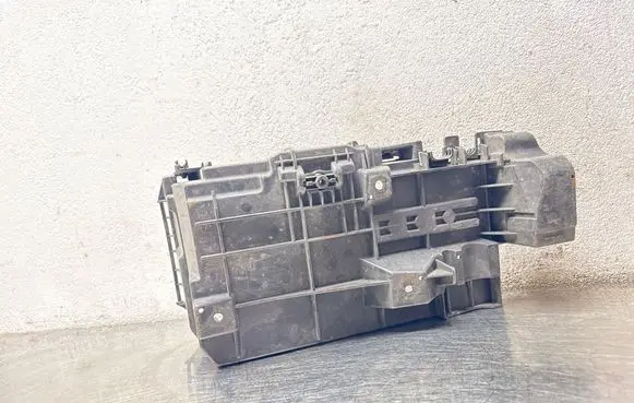 Opel Vectra C Battery box tray 24413805 0086022