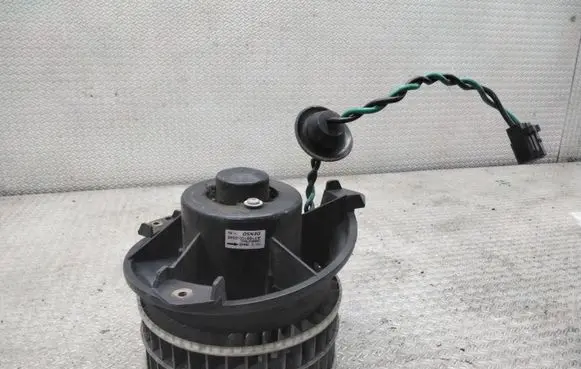 Chrysler Pacifica Heater fan/blower 04885476AC