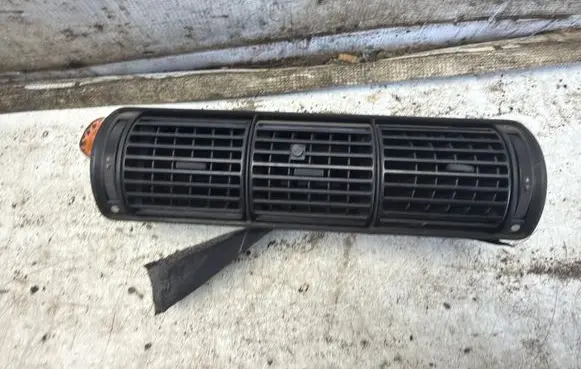 Audi A4 S4 B5 8D Dash center air vent grill 8D0820951