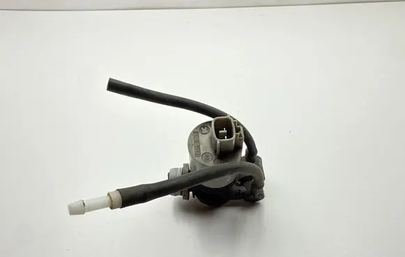 Toyota Auris E180 Windscreen/windshield washer pump 1020974001 180206C 095127