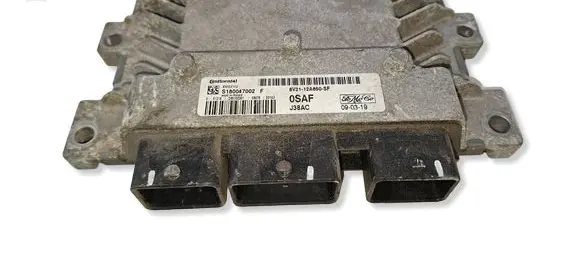 Ford Fiesta Engine control unit/module 8V2112A650 S180047002F J38AC