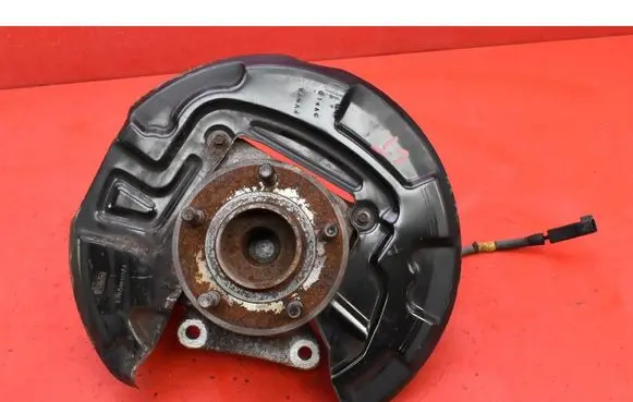 Ford Mondeo MK I Front wheel hub spindle knuckle DG9C58759A