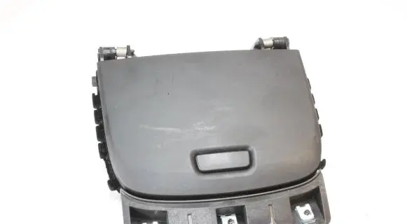 Chevrolet Captiva Glove box TB1151